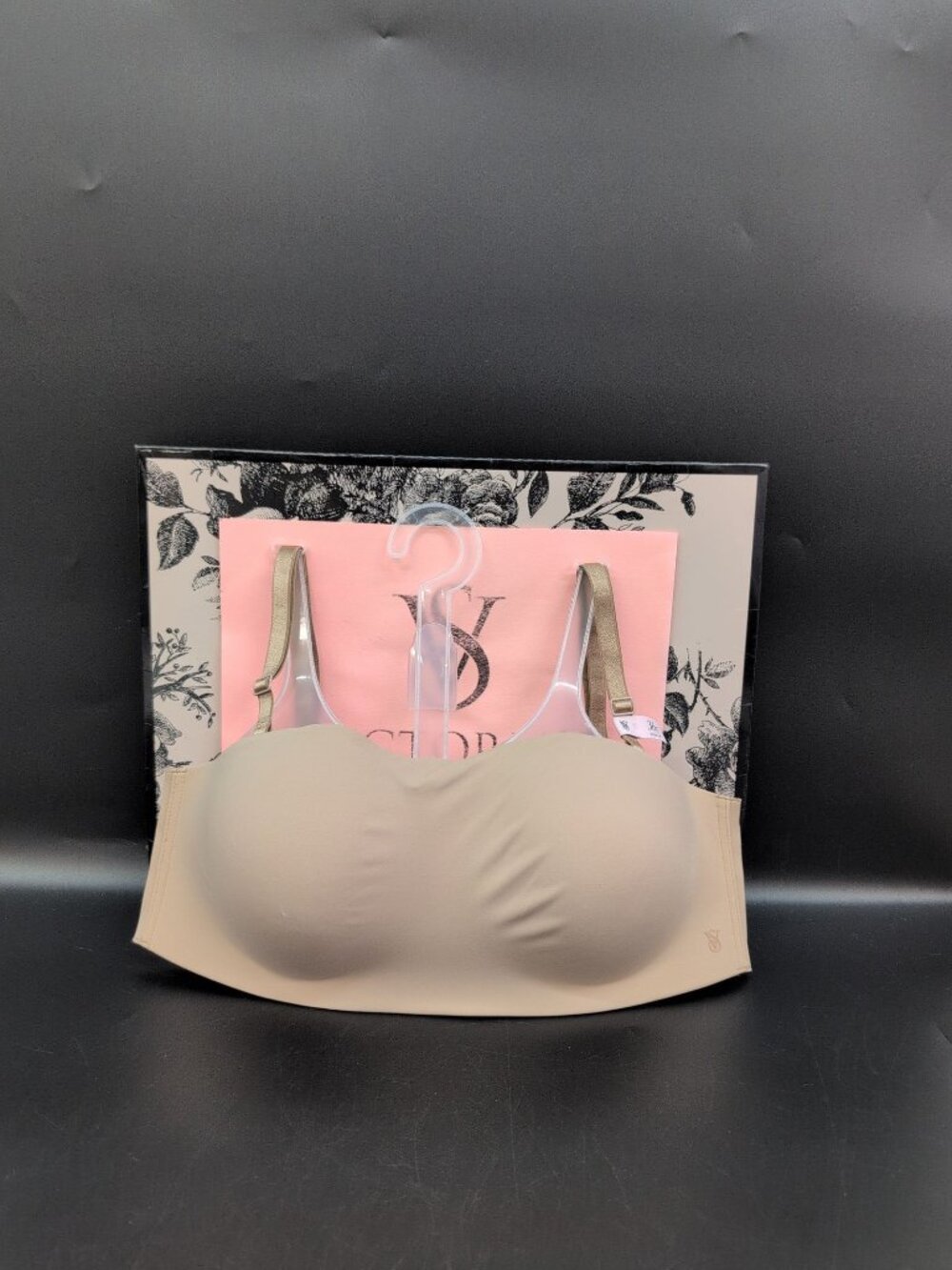 Victoria Secret Invisible Comfort Wireless Push Up Strapless Bra 36C Praline